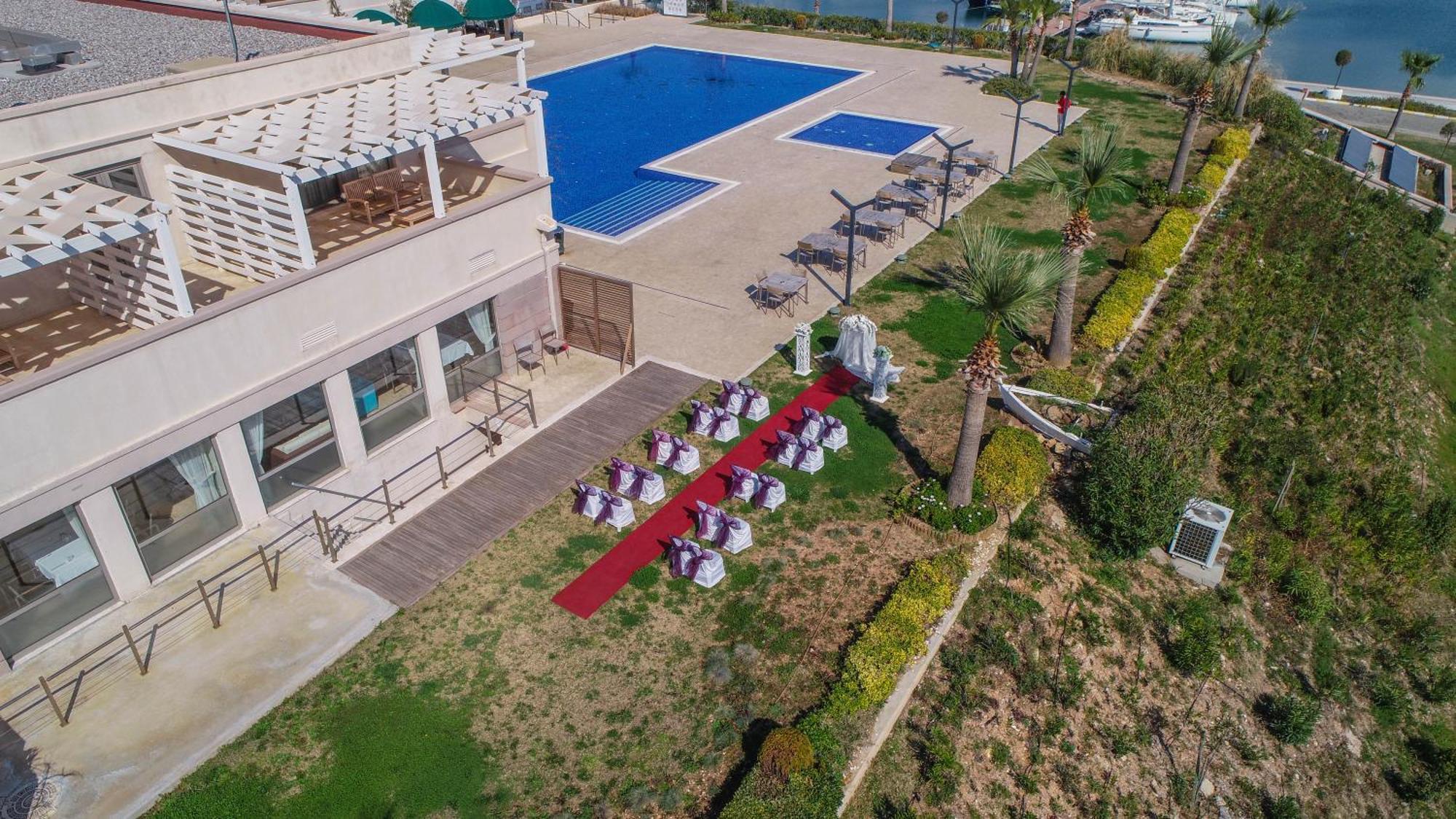 Отель Yacht Club Дидим Экстерьер фото