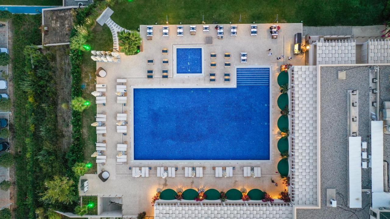 Отель Yacht Club Дидим Экстерьер фото